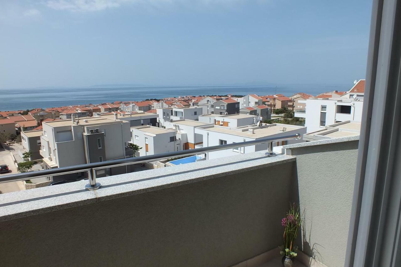 Apartment Silvija Новаля Екстериор снимка